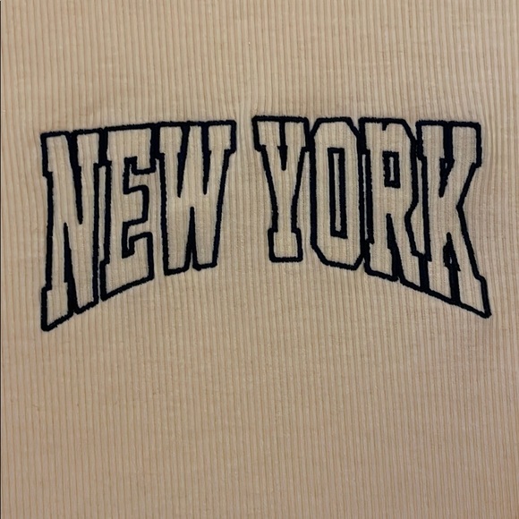 Yellow and white NY T-shirt - Picture 3 of 5